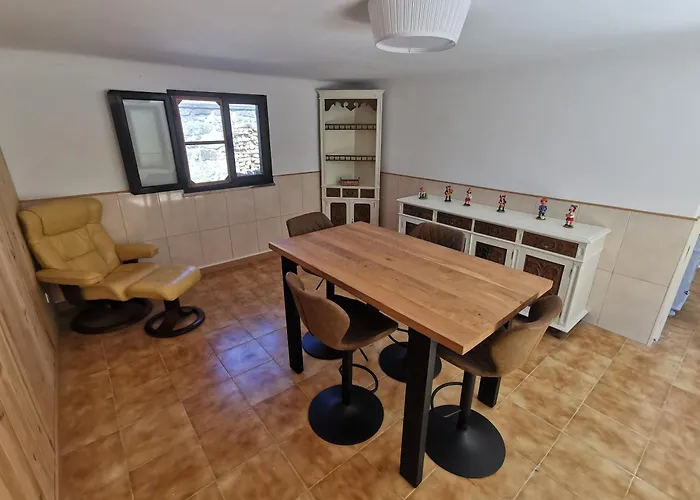 לינה וארוחת בוקר Casa Sao Pedro Only Pilgrims *